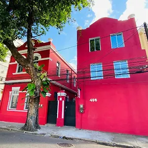https://reef-guest-house.portodegalinhashotels.com